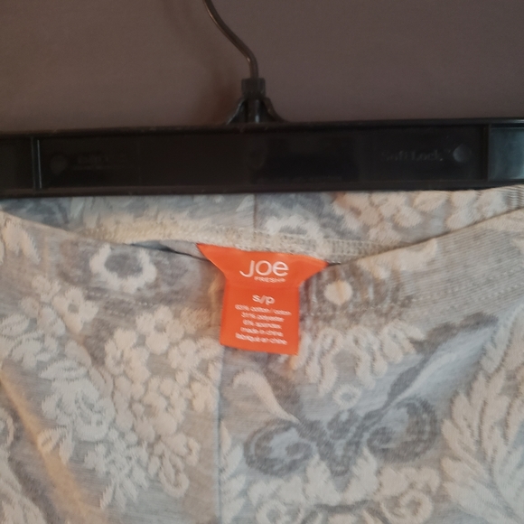 Joe Fresh fall or winter leggings. Cute design, warm material. - Picture 4 of 6